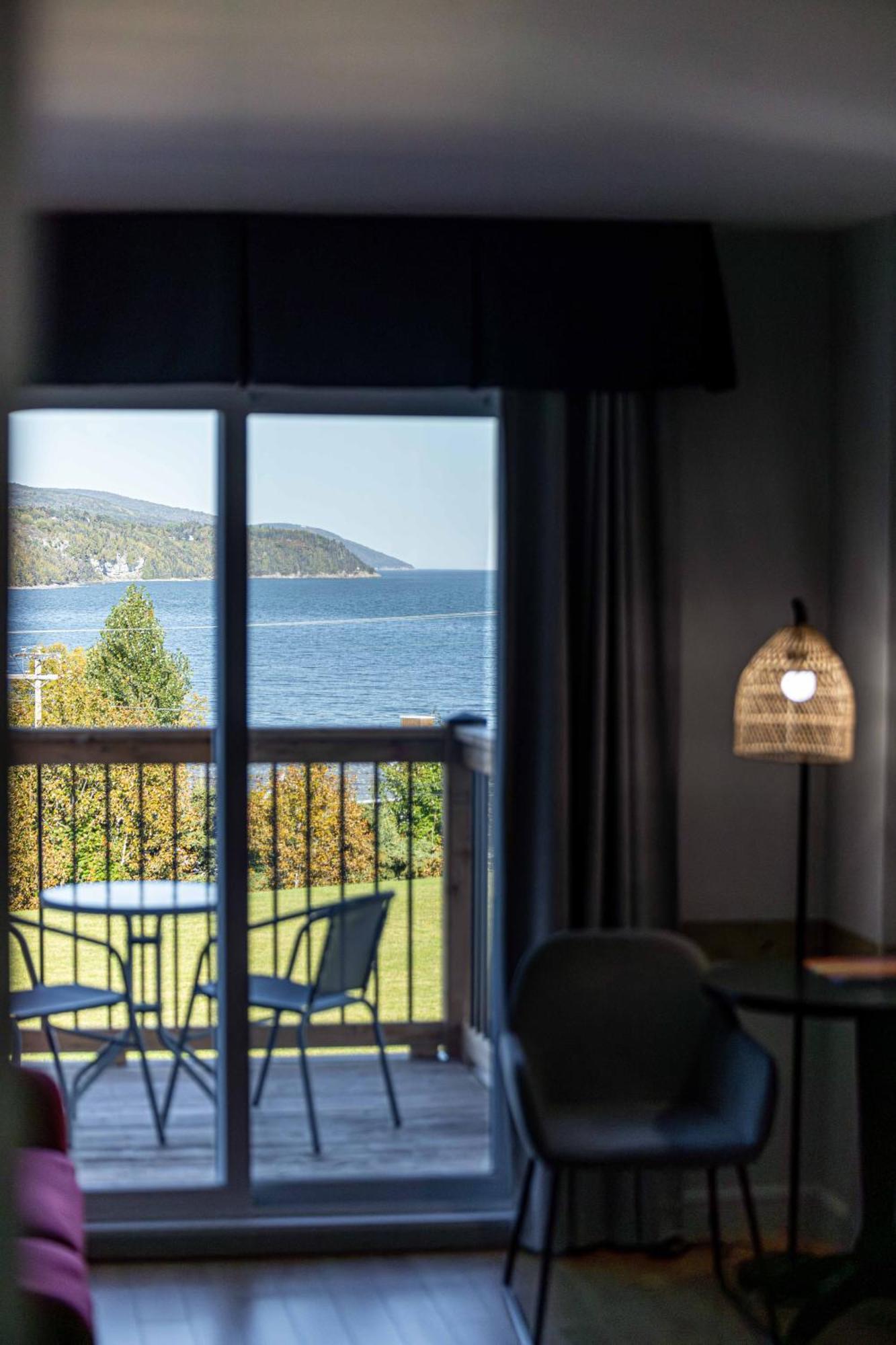 Motel Le Point De Vue La Malbaie Exterior photo